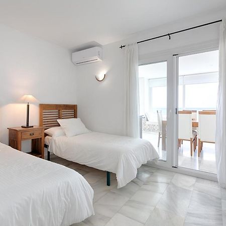 Front Sea View Apartment إِستيبونا المظهر الخارجي الصورة