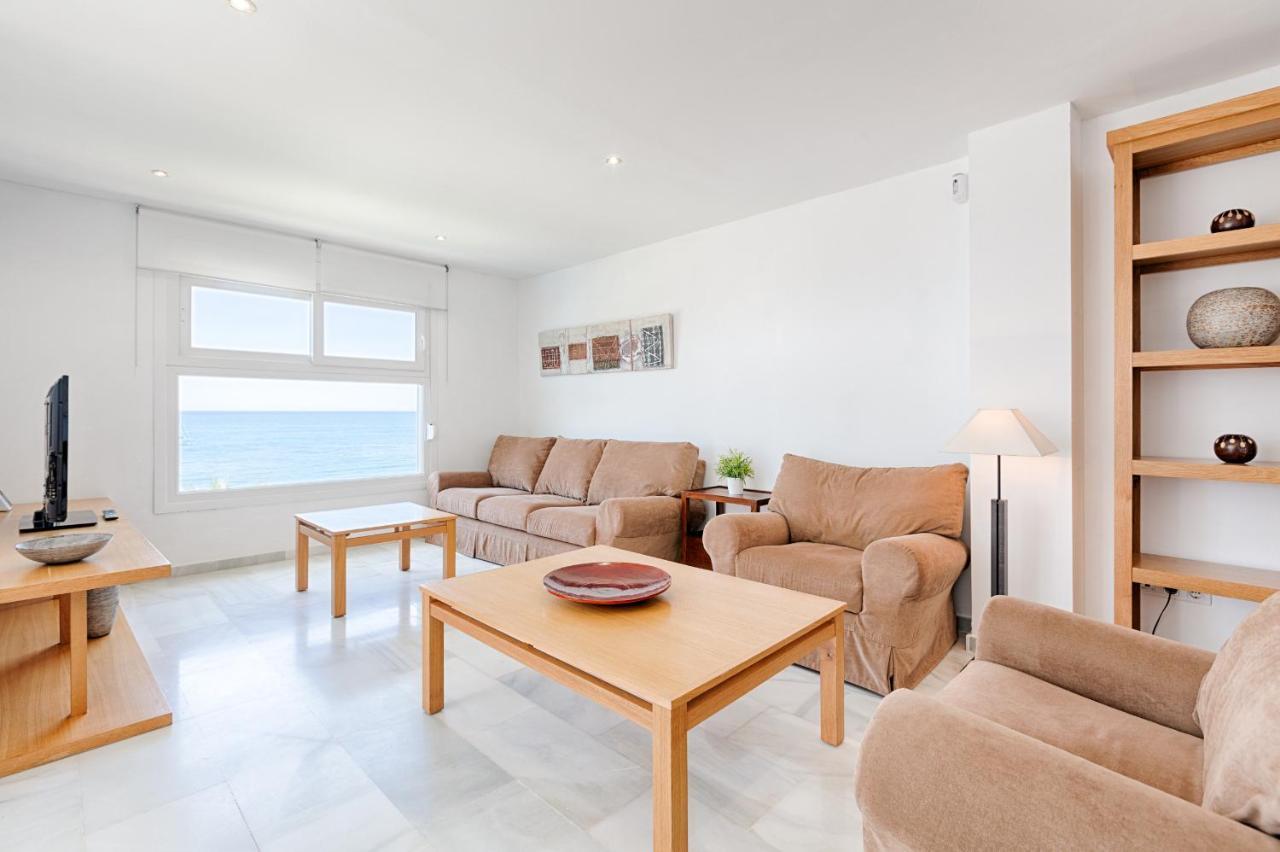 Front Sea View Apartment إِستيبونا المظهر الخارجي الصورة