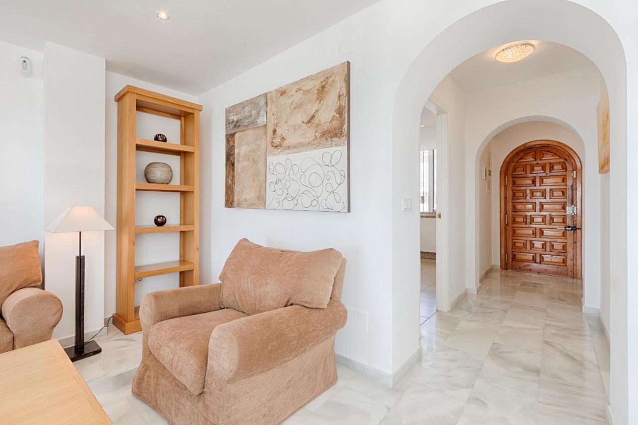 Front Sea View Apartment إِستيبونا المظهر الخارجي الصورة