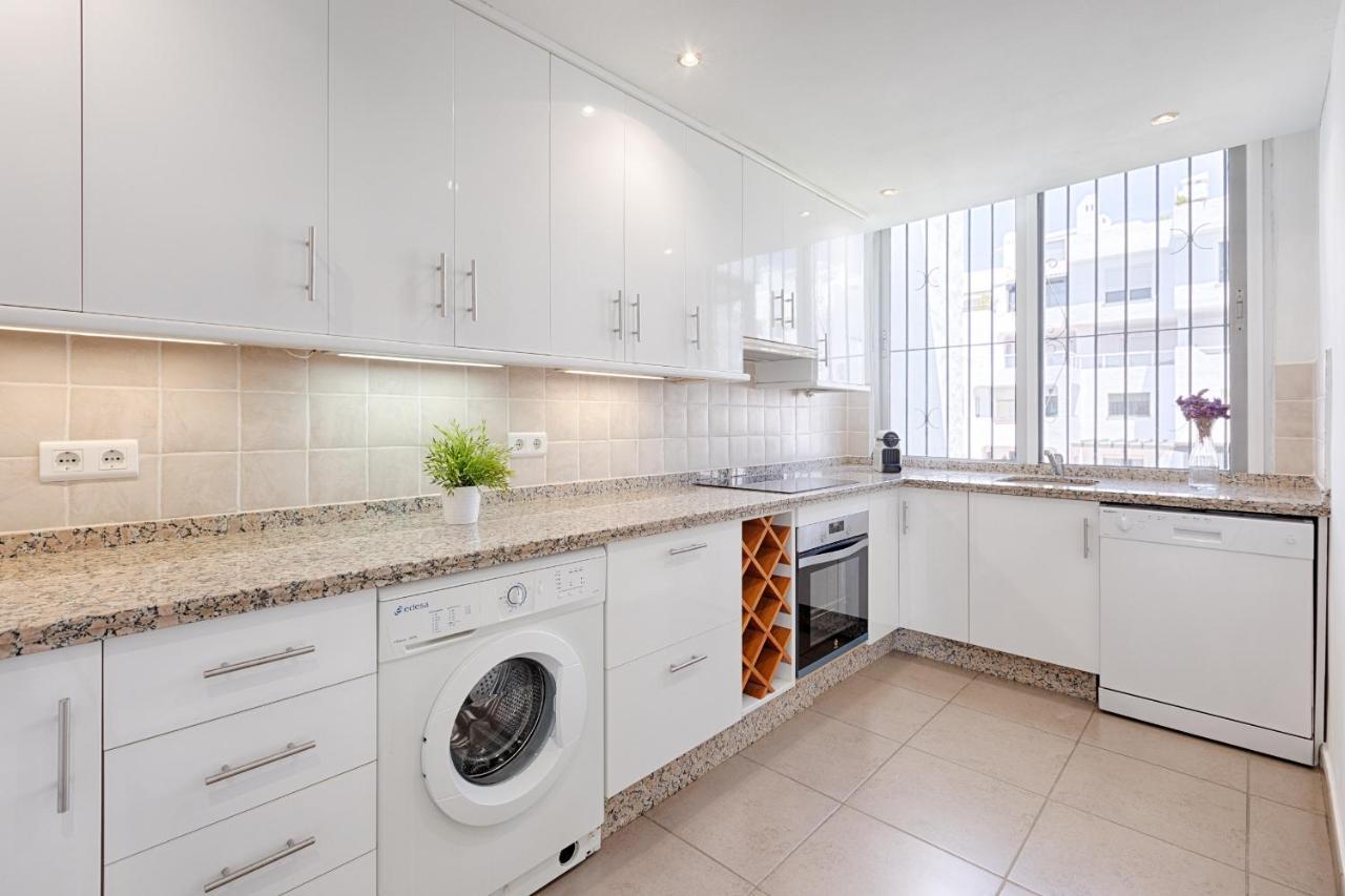 Front Sea View Apartment إِستيبونا المظهر الخارجي الصورة